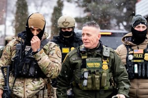 Il capo della Border Patrol è stato licenziato dopo Minneapolis
