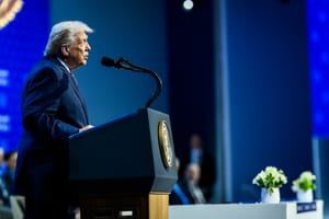 Dopo un anno Trump ha i peggiori sondaggi della storia moderna