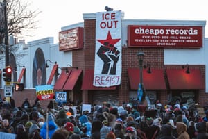 I Dem vogliono bloccare il bilancio federale dopo i fatti di Minneapolis