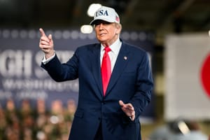 Le parole di Trump non predicono la guerra, i movimenti militari sì