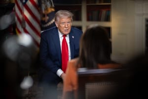 Trump minaccia di arrestare il giornalista che ha rivelato la notizia dell'aviatore disperso