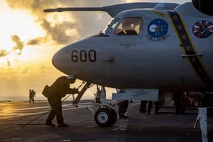 La guerra con l'Iran sta danneggiando la posizione degli Stati Uniti nel mondo