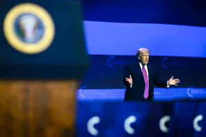 Il 55% degli americani vuole l'impeachment di Trump