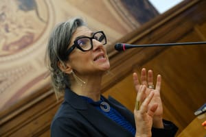 Gli Stati Uniti revocano le sanzioni contro Francesca Albanese