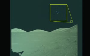 Il Pentagono pubblica i file sugli UFO: luci misteriose dalla Luna agli oceani