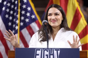 Ocasio-Cortez cerca consensi oltre la sinistra per il 2028