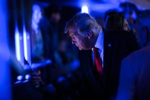 Trump perde consensi tra gli indipendenti, soprattutto tra chi non ha la laurea