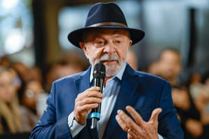 Gli Stati Uniti impongono dazi del 25% al Brasile, Lula prepara la ritorsione