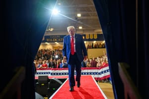 La guerra con l'Iran sta consumando la presidenza di Trump