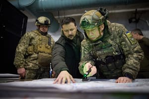 Zelensky rimuove il capo delle forze armate ucraine dopo giorni di proteste