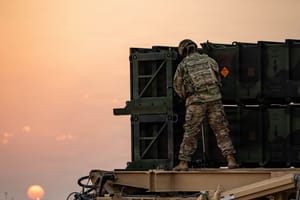 Gli arsenali svuotati dalla guerra con l'Iran preoccupano gli alleati americani in Asia