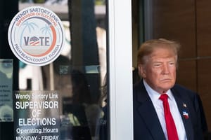 Trump agita lo spettro dell'impeachment per invogliare i suoi elettori a votare