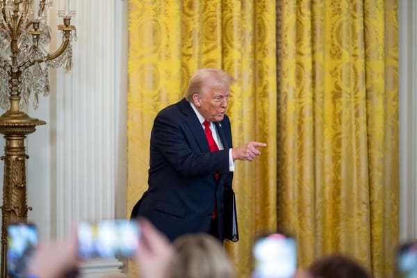 Trump rilancia l’ipotesi di un terzo mandato, nonostante il divieto costituzionale