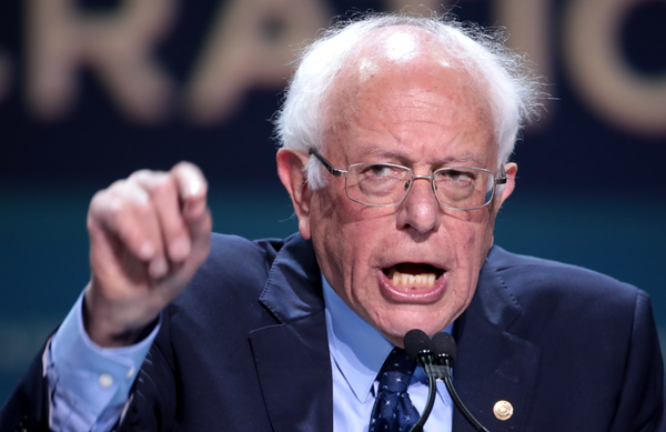 Bernie Sanders emerge come leader della resistenza anti-Trump