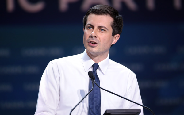 Buttigieg rinuncia a candidarsi al Senato in Michigan nel 2026, per puntare alla presidenza nel 2028