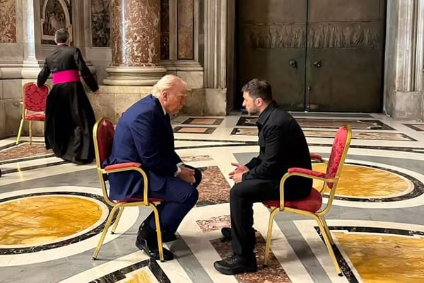 Zelensky e Trump si sono incontrati ai funerali di Papa Francesco in Vaticano