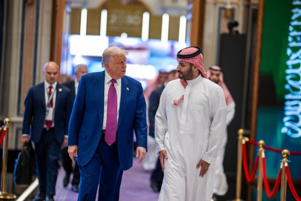 Stati Uniti e Arabia Saudita firmano accordi per 600 miliardi di dollari di investimenti