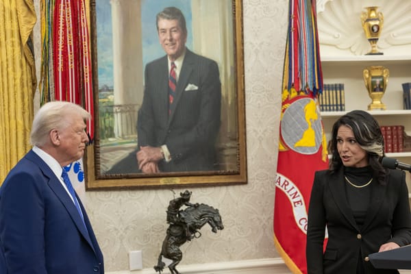 Trump smentisce ancora Gabbard sull'Iran