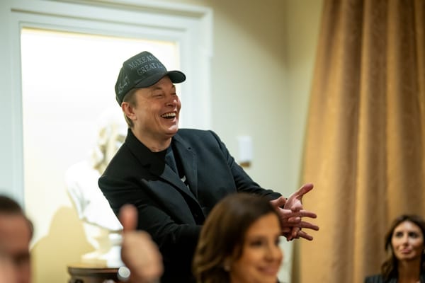 Elon Musk attacca di nuovo il piano fiscale di Trump: “Un suicidio politico"