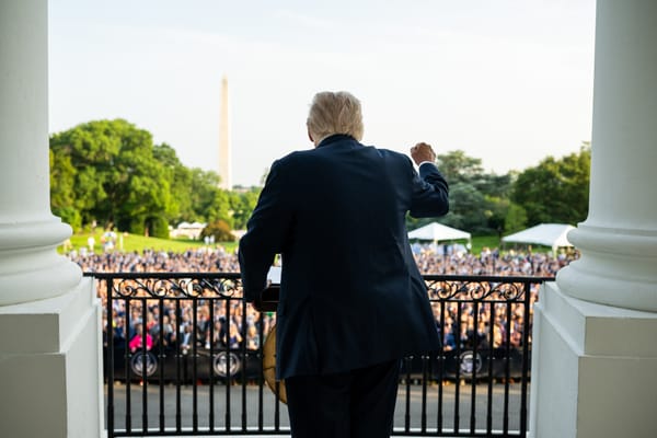 Trump colpito dall’attacco ucraino ma teme per il futuro del processo di pace