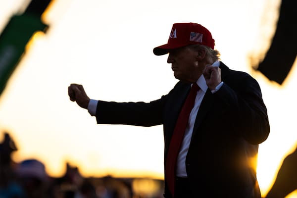 Trump firma il "One Big Beautiful Bill: tagli alle tasse, meno spesa sociale e stretta sull’immigrazione