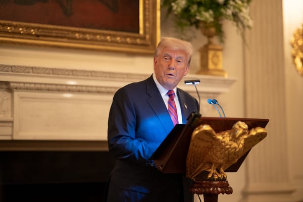 Cala il sostegno al programma di espulsioni di Trump