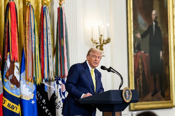 Trump ordina ai senzatetto di lasciare Washington