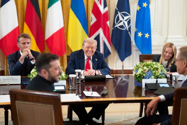 Trump minimizza l'attacco russo su Kiev, l'Europa cerca di convincerlo