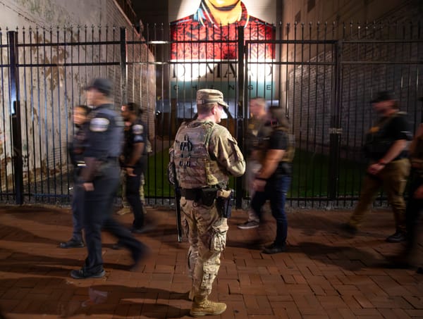 I Dem faticano a rispondere alla svolta securitaria di Trump