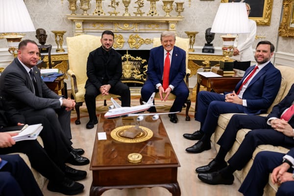 Trump e Zelensky alla Casa Bianca: “Reale possibilità di finire la guerra"