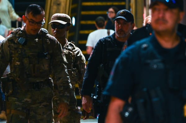 L'Oregon sfida Trump sul dispiegamento militare a Portland