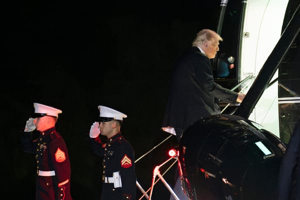 Aziende contro Trump: le sue politiche danneggiano le aziende