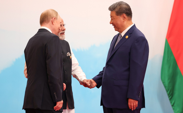 Modi snobba Trump e vola da Xi: il vertice di Tianjin ridisegna gli equilibri asiatici