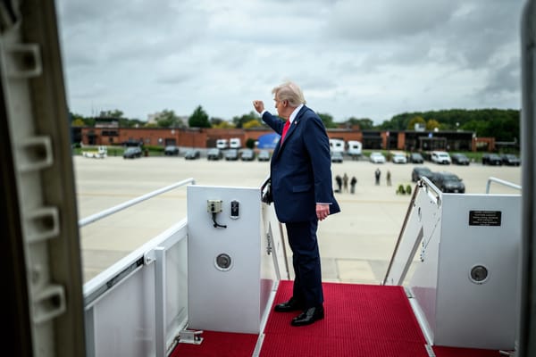 Trump raddoppia i dazi sulla Cina