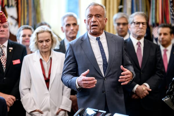 Stati Uniti verso meno vaccini per i minori: la scelta passerà ai genitori