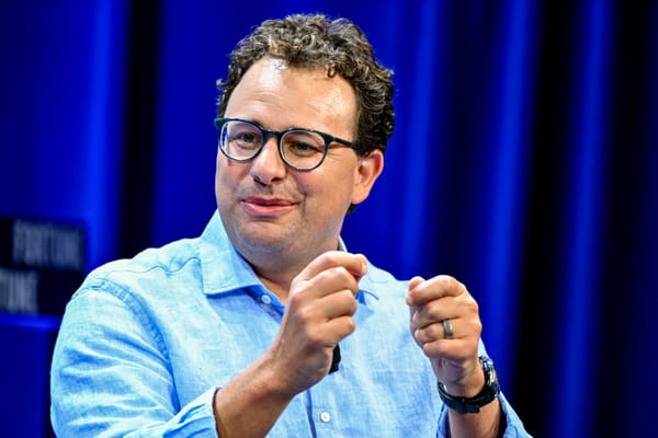 L'umanità deve svegliarsi di fronte ai pericoli dell'intelligenza artificiale, dice il capo di Anthropic