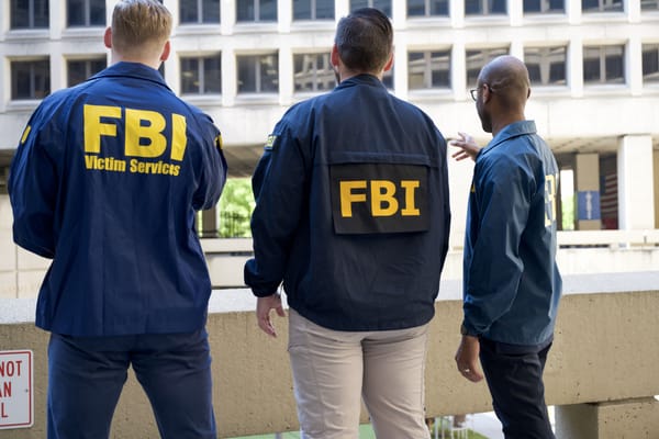 L'FBI sequestra le schede elettorali del 2020 nella contea di Fulton in Georgia