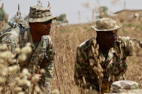 Gli Stati Uniti mandano truppe in Nigeria