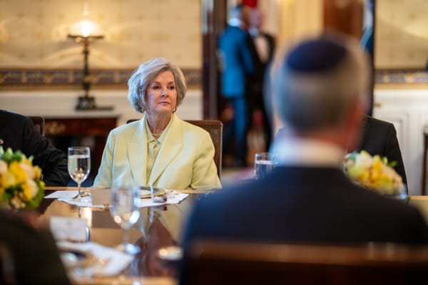 La capo di gabinetto di Trump ha un tumore al seno