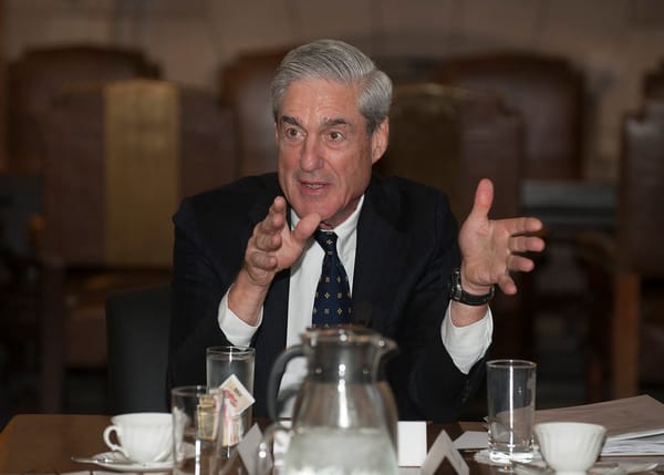 Morto Robert Mueller, l'ex direttore FBI che indagò sul Russiagate. Trump: “bene, sono contento”