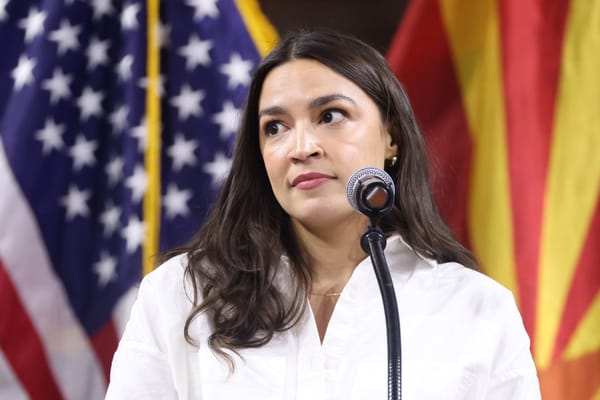 Ocasio-Cortez evita la stampa nazionale mentre pensa a candidarsi a presidente