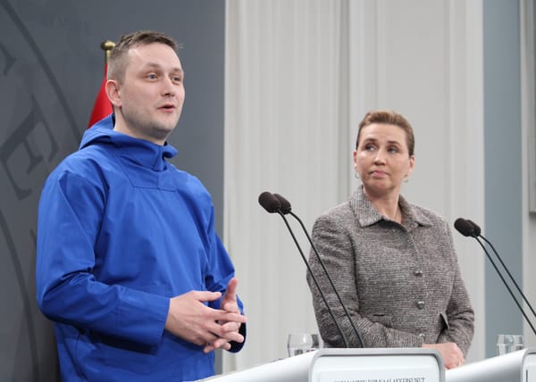 La Groenlandia risponde a Trump: "Non siamo un pezzo di ghiaccio"