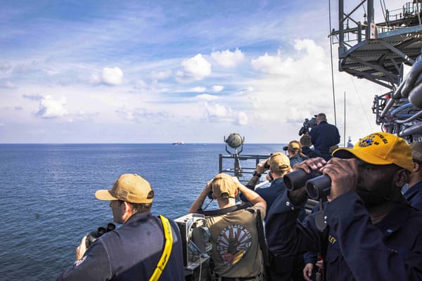 Servono sei mesi per bonificare le mine iraniane dallo Stretto di Hormuz