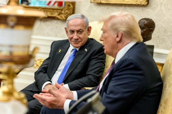 Trump al telefono con Netanyahu sul Libano: "Sei un fottuto pazzo"