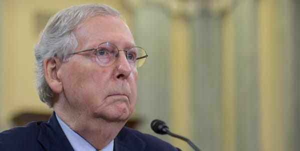 Mitch McConnell è ricoverato in ospedale tre settimane e nessuno sa il perché