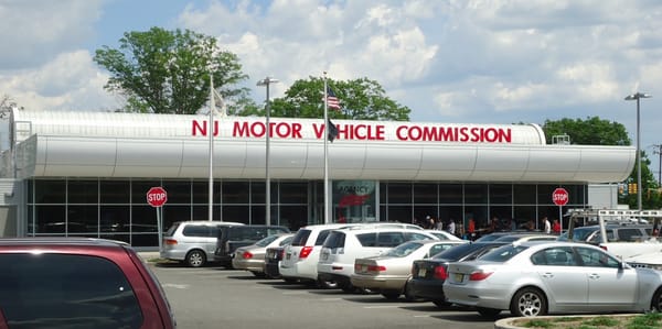 Un errore software ha permesso di iscrivere al voto 6.600 non cittadini in New Jersey
