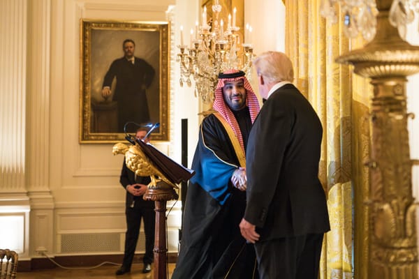 Trump annulla l'attacco all'Iran dopo la telefonata con bin Salman