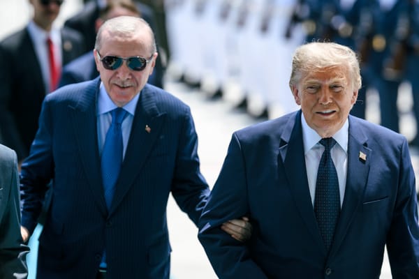 L'Iran sapeva perfino a che piano alloggiava Trump al vertice NATO