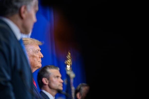 Trump decide su tutto ma la colpa è sempre di qualcun altro