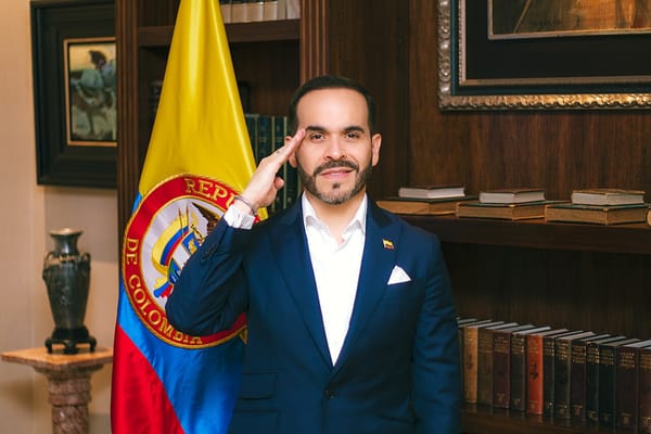 Il nuovo presidente della Colombia promette di bombardare i narcotrafficanti con l'aiuto di Trump